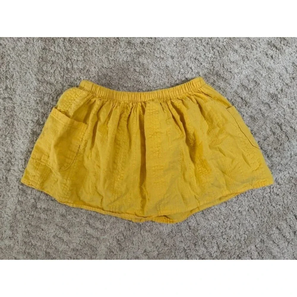 Oshkosh button front cotton skirt w/ embroidered pineapple patch